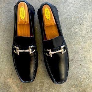 Ferragamo Paragi size 10d used . Good condition. No box no dust bag.